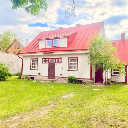 Hébergement de vacances Private House, Walk To Old Town, Garden And Parking *