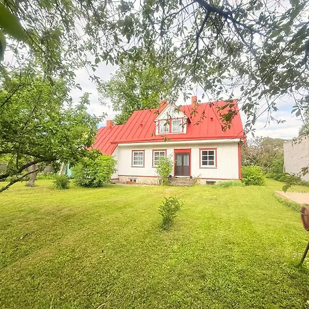 Private House, Walk To Old Town, Garden And Parking * Tallinn