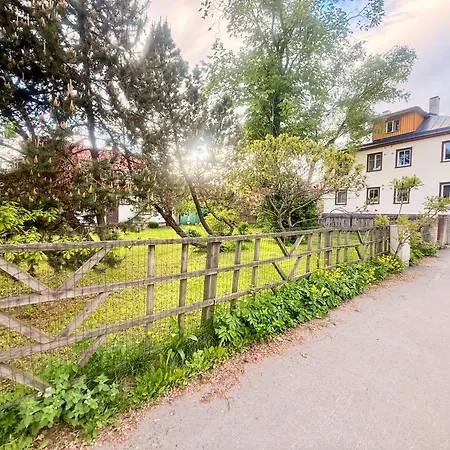 펜션 Private House, Walk To Old Town, Garden And Parking 탈린