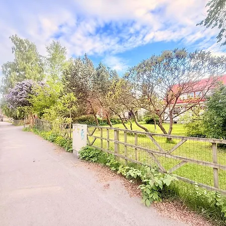 Private House, Walk To Old Town, Garden And Parking