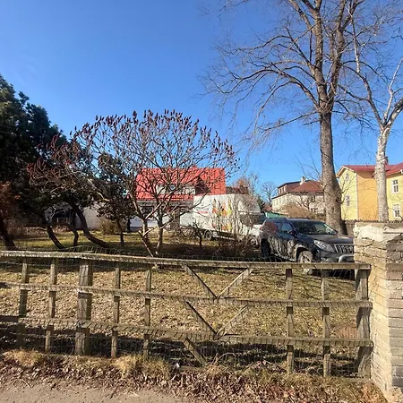 Private House, Walk To Old Town, Garden And Parking Hébergement de vacances *